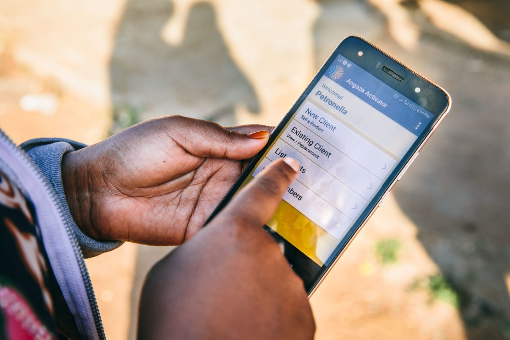 Angaza : offline-accessible mobile app allows for real-time data capture in the field